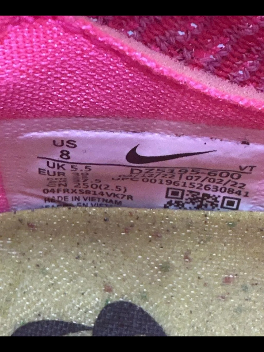 Nike Wmns Air VaporMax 2021 Flyknit 'Hyper Pink' Sneakers Size 8 Used Like New